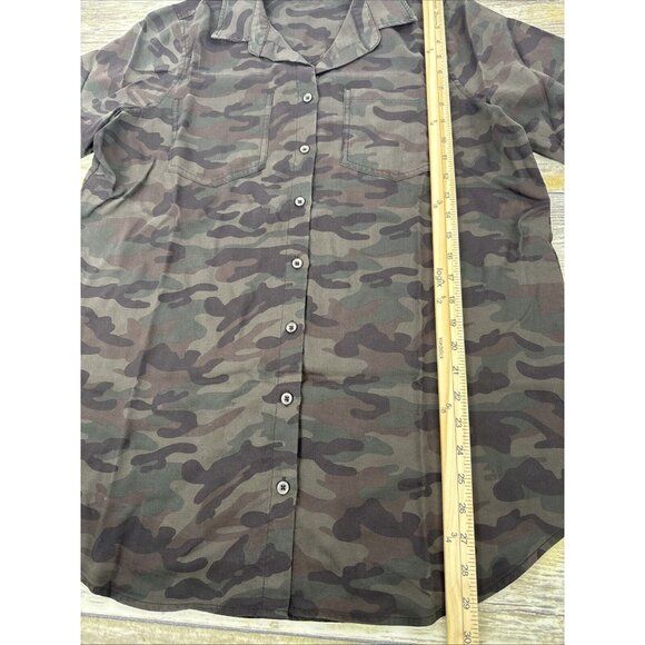 Side Stitch Button Front Tunic With Roll Tab Sleeve Camo Print Size S A381343 - Picture 8 of 13